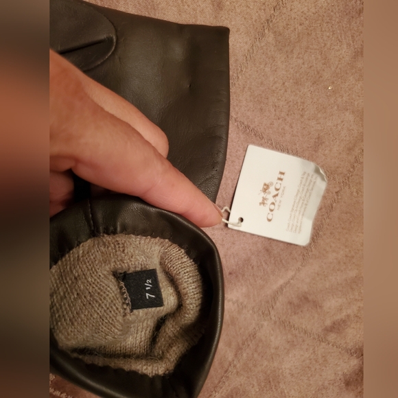 NWT COACH Mahogany Brown Basic Leather Gloves sz 7 1/2 - Picture 6 of 9